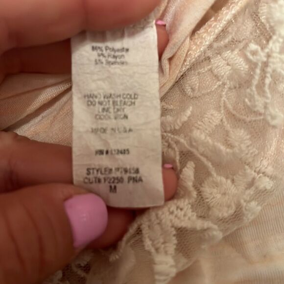 𝅺PAPERMOON Cream & Orange 3/4 Sleeve Top w/ Lace Hem, M - Picture 7 of 7